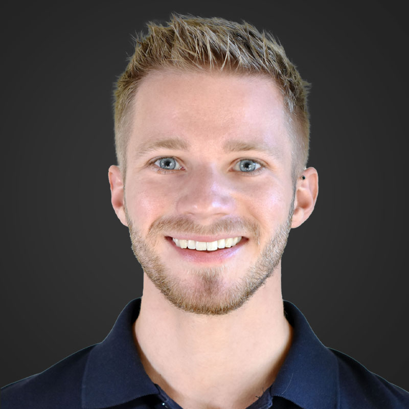 Dr Derrick Kwantes
